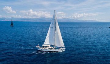 2013 Oyster 625