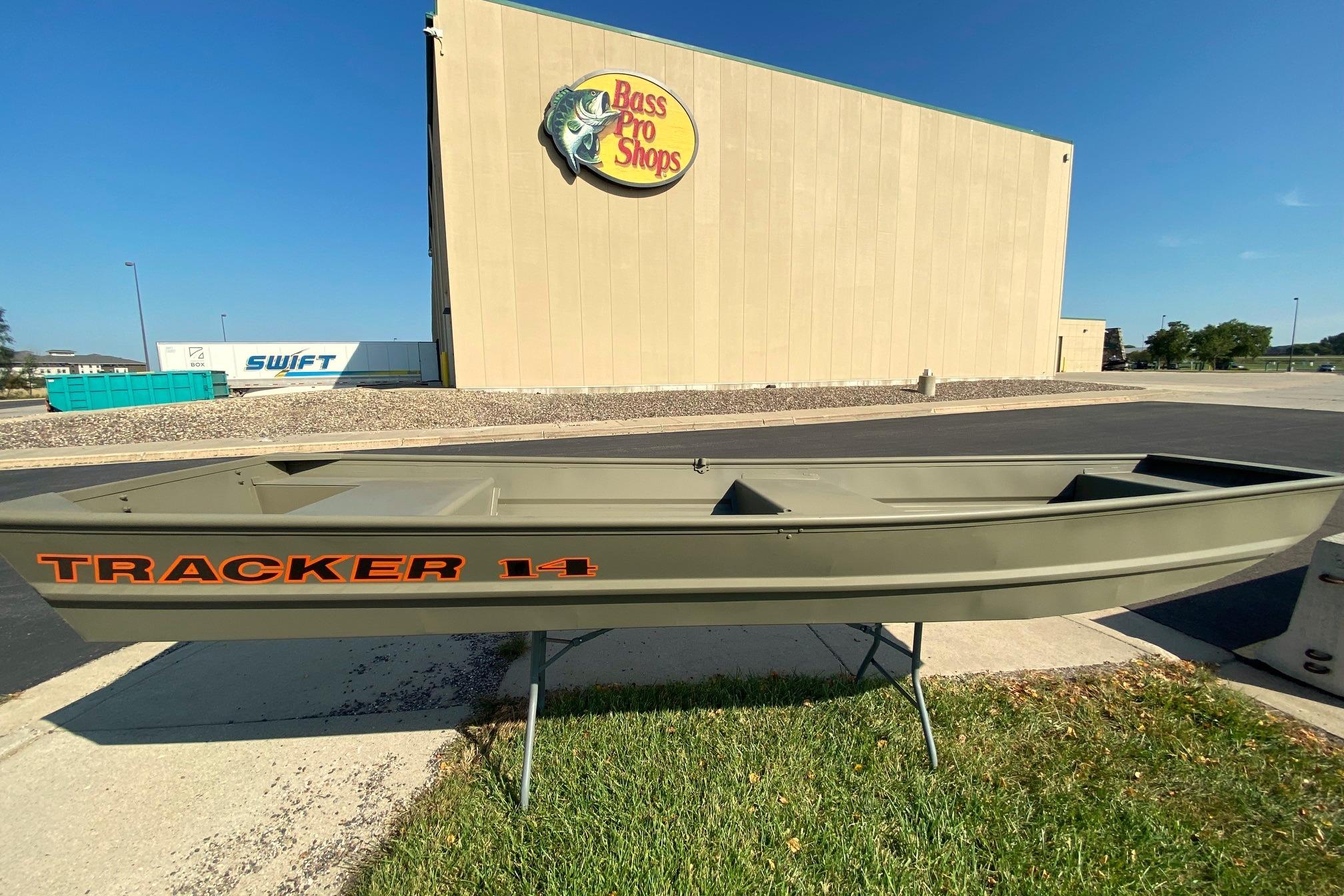 2026 Tracker Grizzly 14 Jon