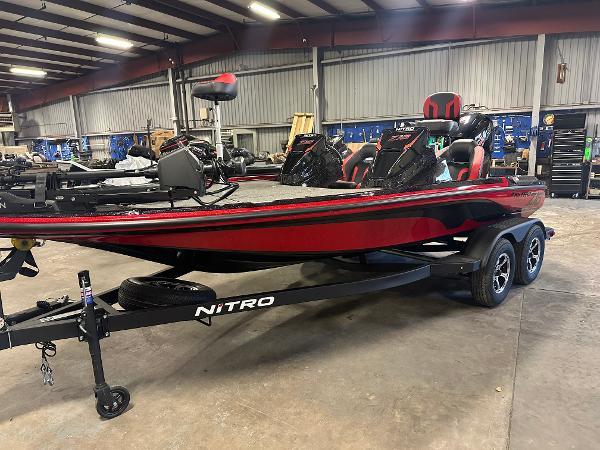 2025 Nitro Z18 Pro