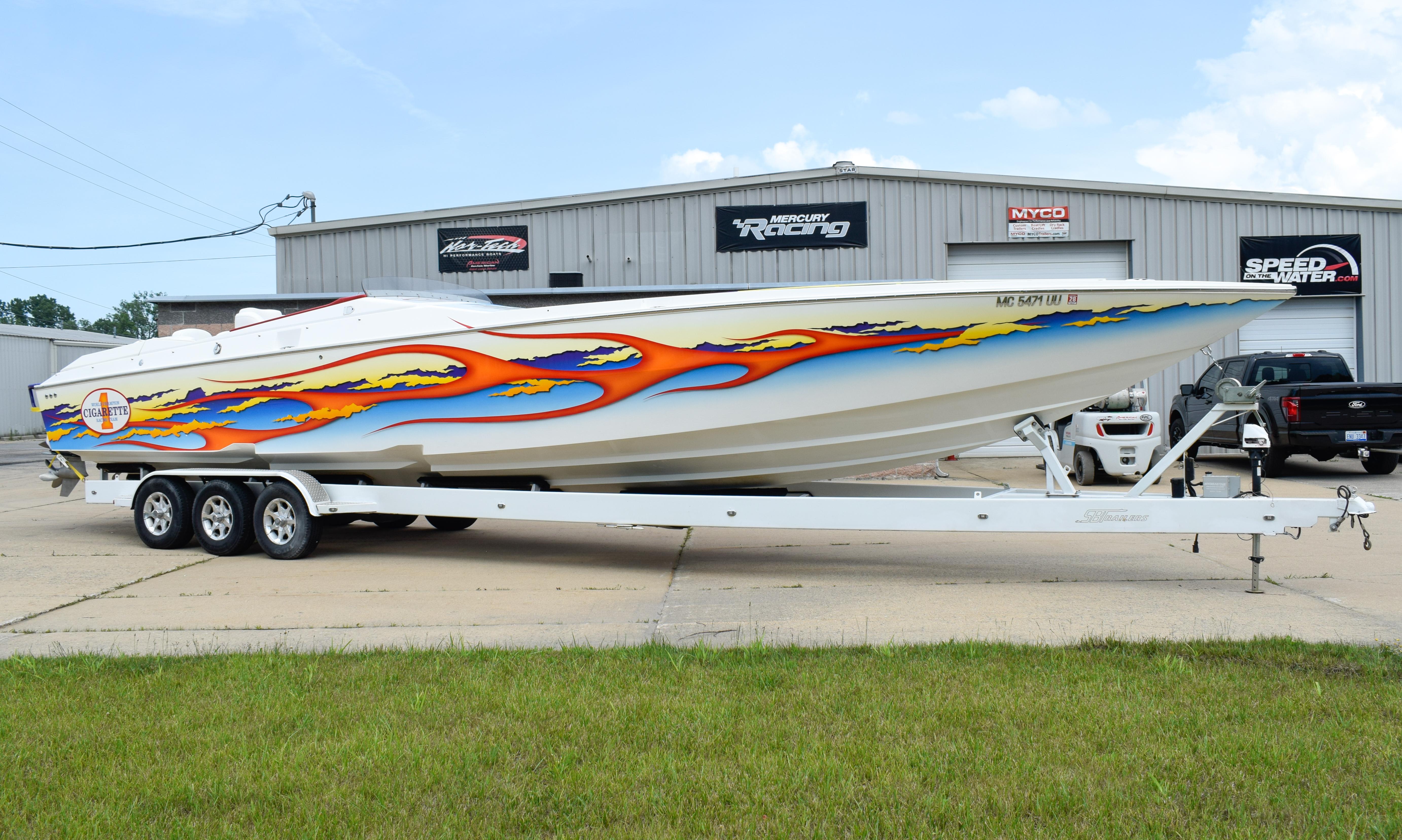 2004 Cigarette 42 Tiger