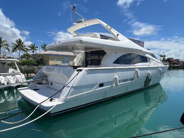 2006 Ferretti Yachts 731