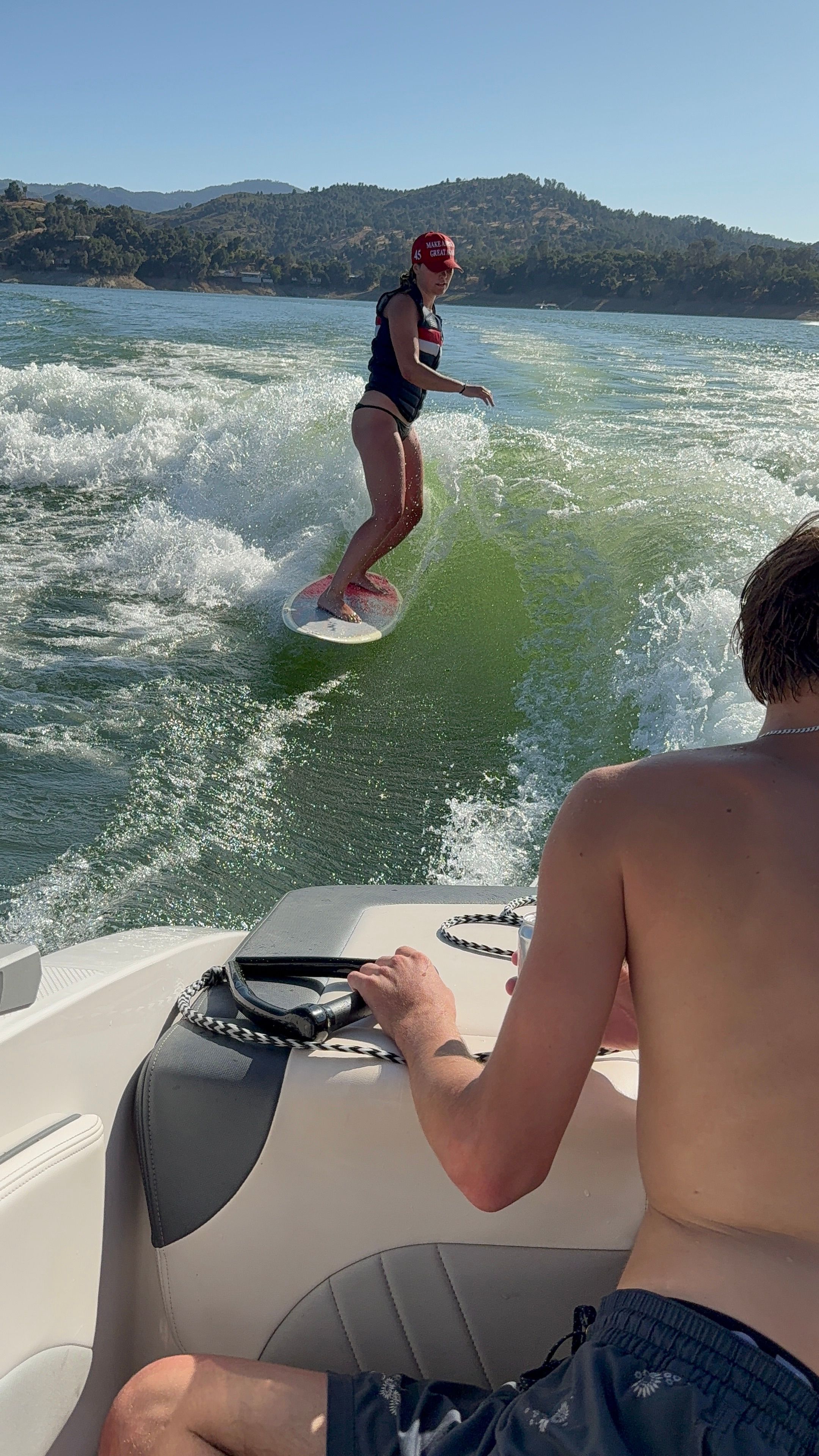 2020 Chaparral 21 Surf