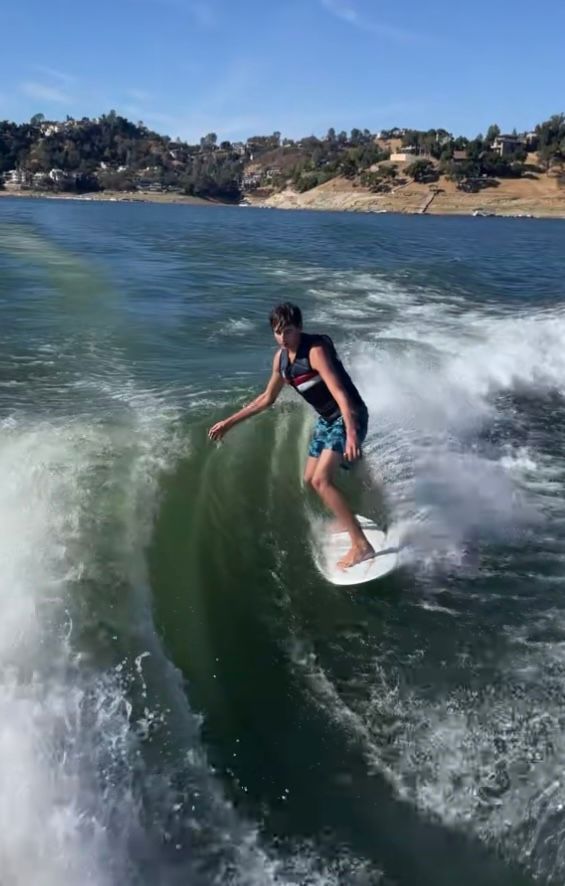 2020 Chaparral 21 Surf