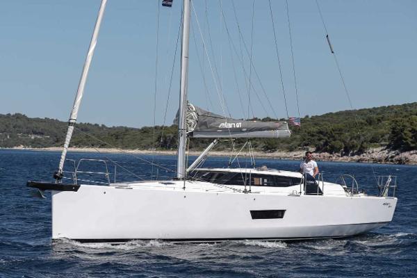 Elan GT5 Manufacturer Provided Image
