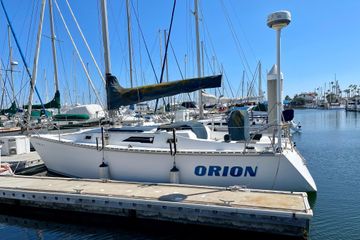 1986 Hunter 31