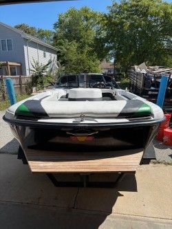 1998 Correct Craft Air 21