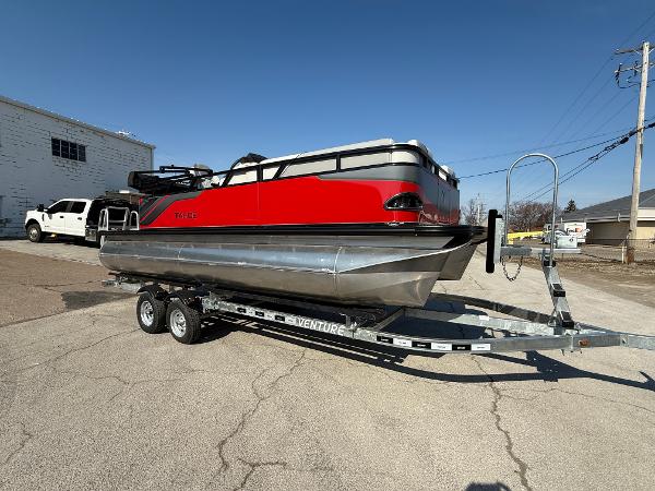 2025 Tahoe Pontoon Sport 85 Cruise Rear Bench