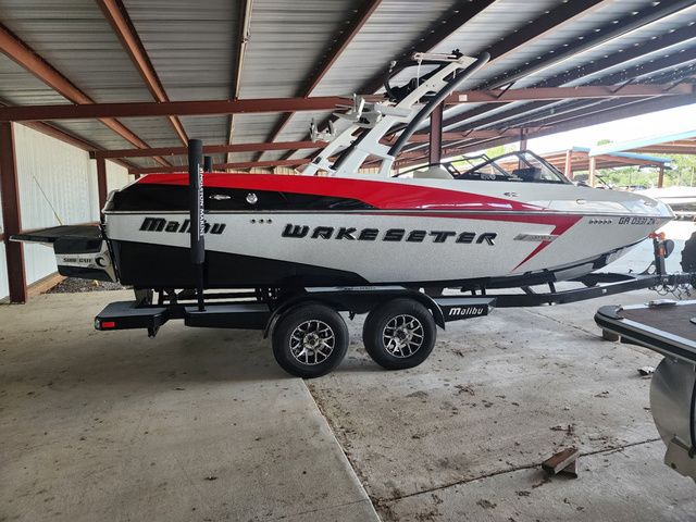2015 Malibu Wakesetter 22 VLX