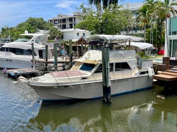 1979 Uniflite Double Cabin