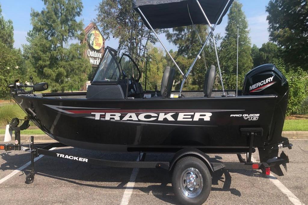 2026 Tracker Pro Guide V-16 WT