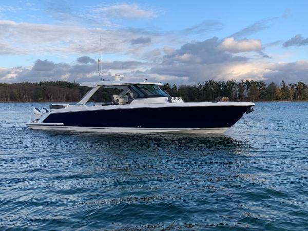 2021 Tiara Yachts 43 LS