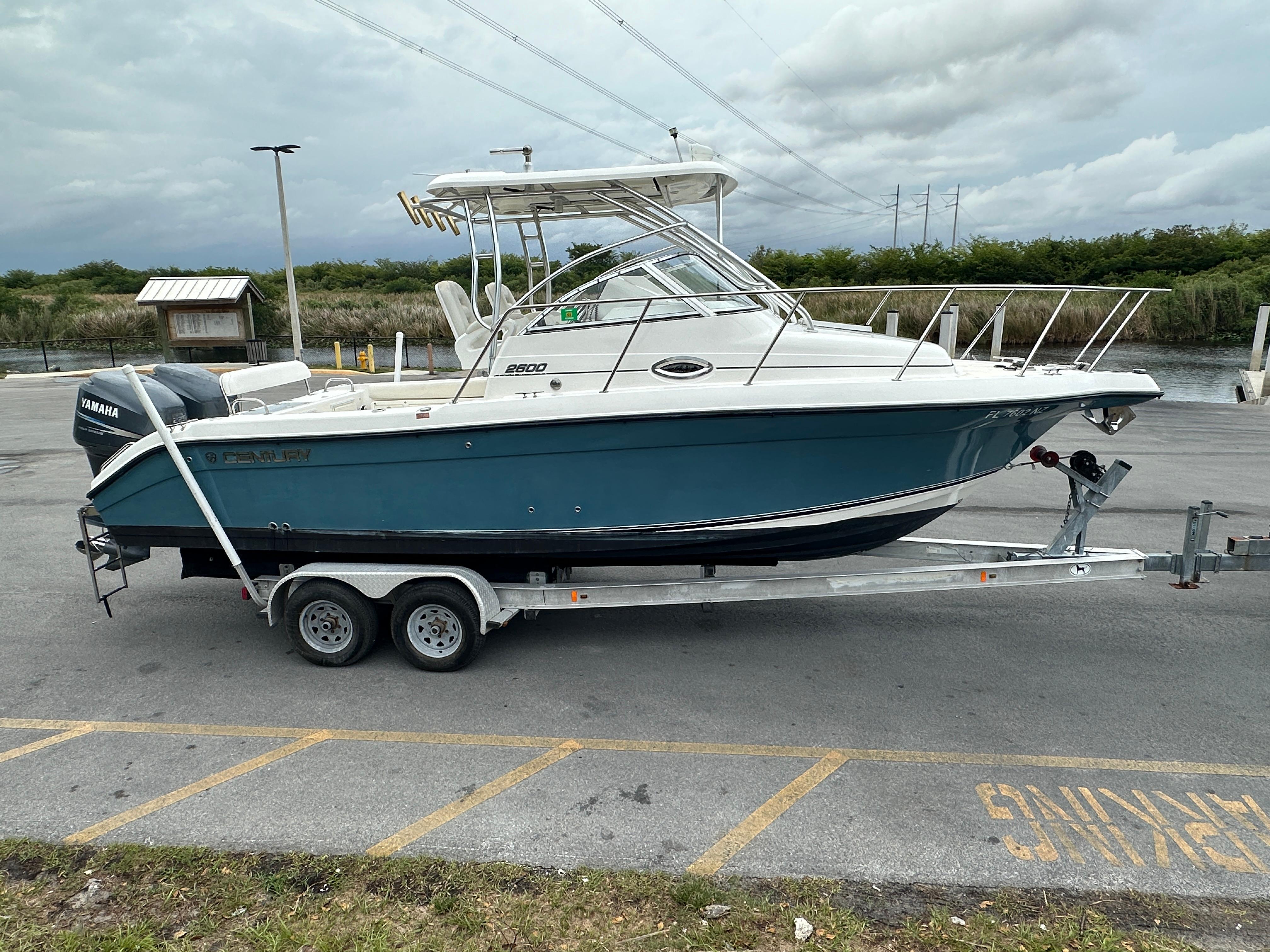 2008 Century 2600 Walkaround