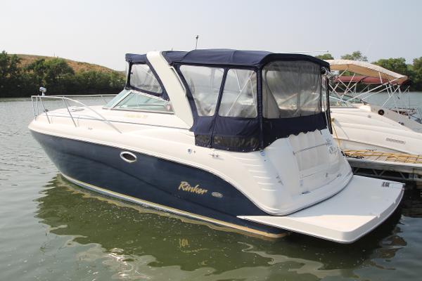 2005 Rinker 312 Fiesta Vee