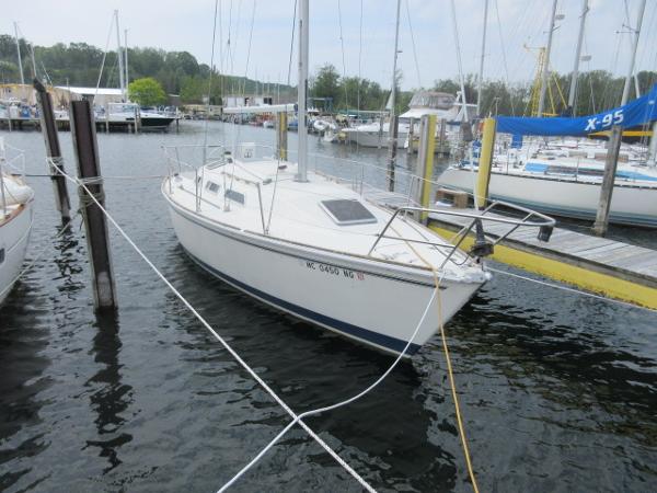1986 Pearson 28