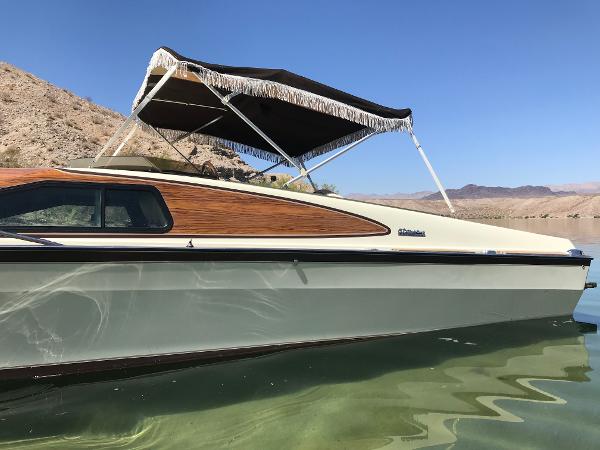 1979 Sleekcraft Ambassador