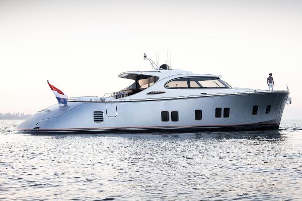 2025 Zeelander 8