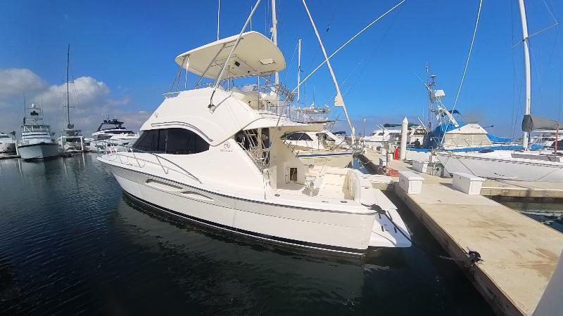 2005 Riviera 46 Convertible Sportfisher