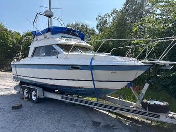 1988 Bayliner 2556 Fly