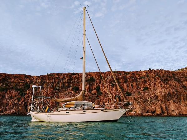 1976 Ericson 36C