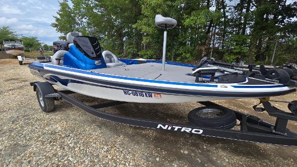 2021 Nitro Z17