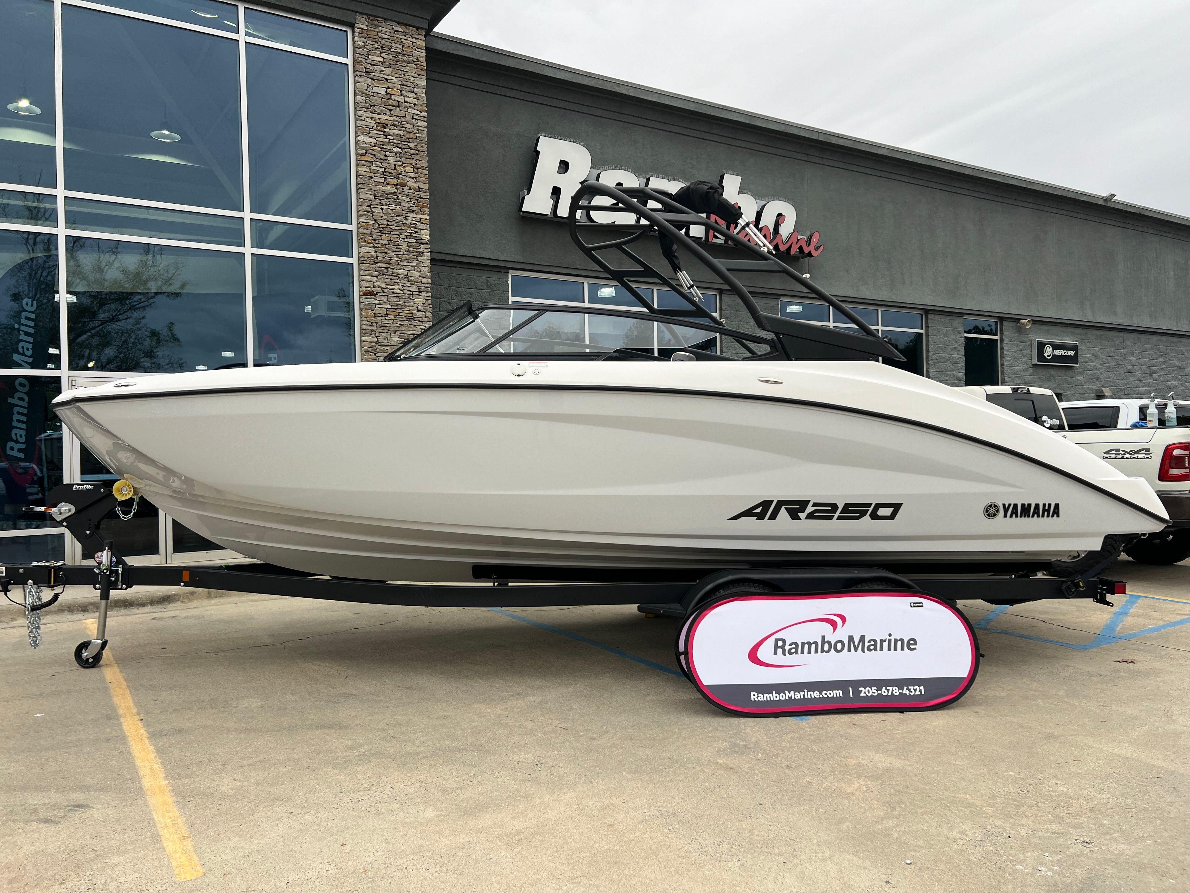 2025 Yamaha Boats AR250