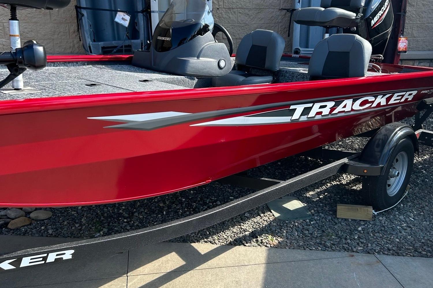 2026 Tracker Pro 170