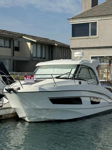 2021 Beneteau Antares 9