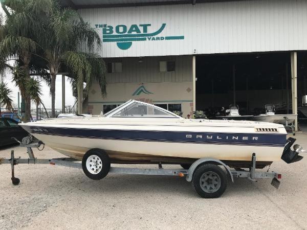 Bayliner 1950 Capri boats for sale - boats.com