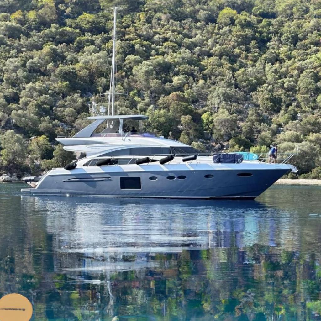 2014 Princess 64