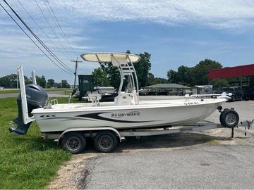 2016 Blue Wave 2200 Pure Bay