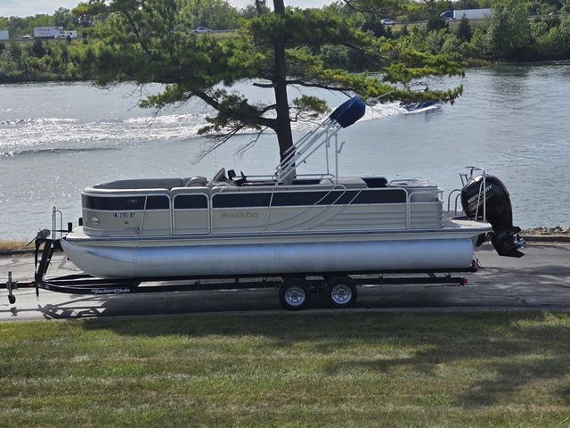 2014 South Bay 500 Fishing Series 522FCR