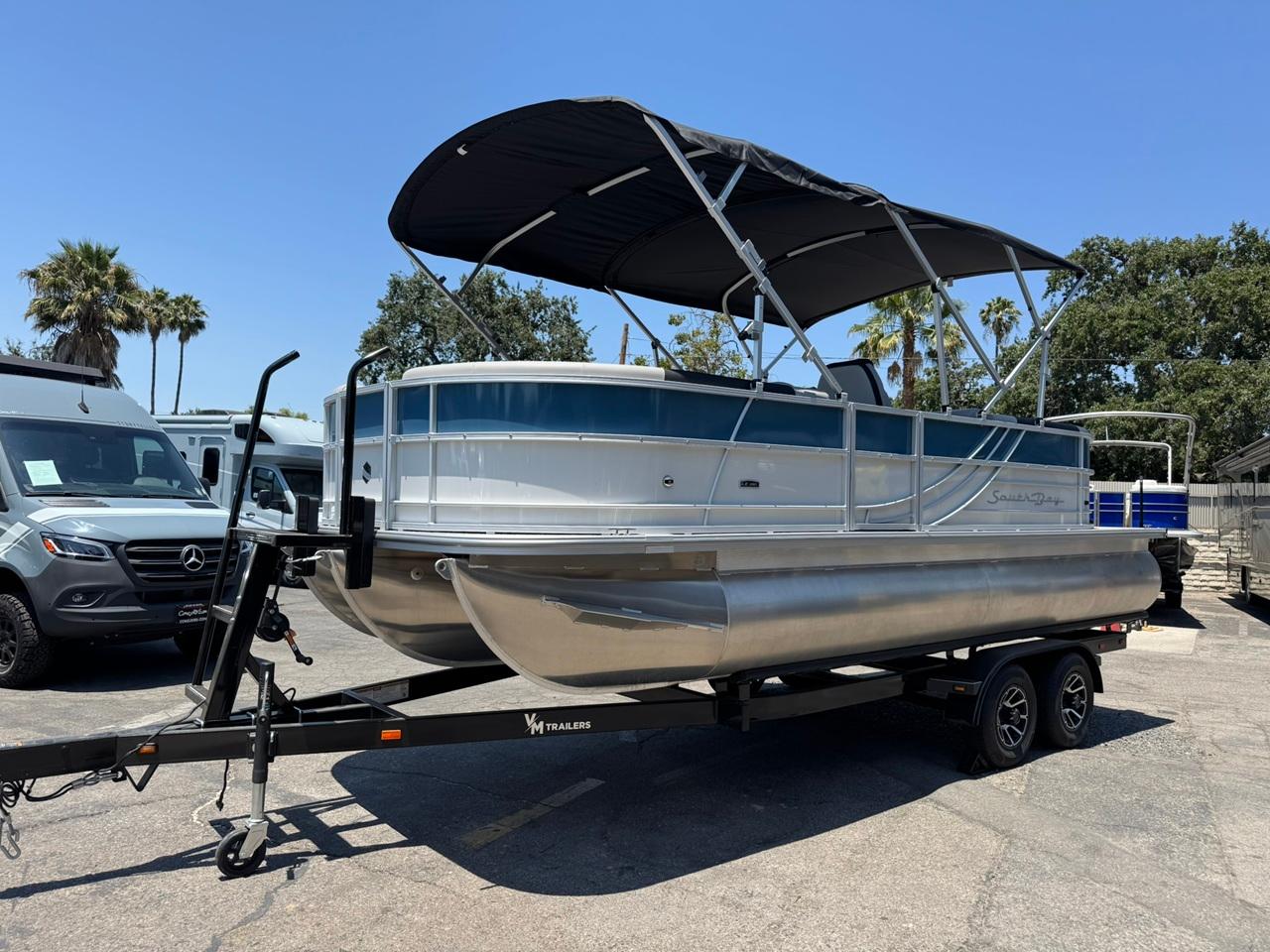 2025 South Bay 222 LE