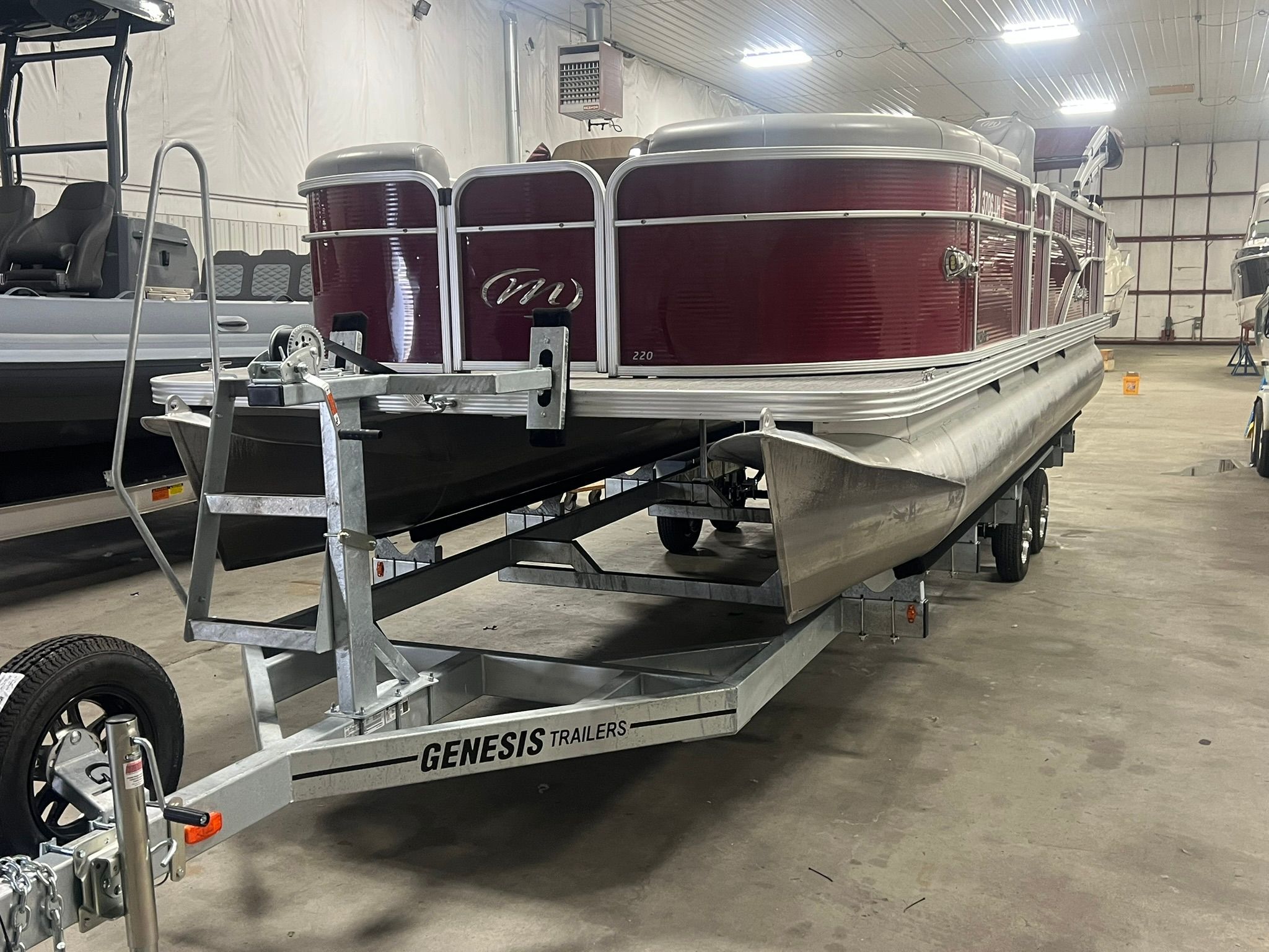 2019 Manitou Aurora 220 LE