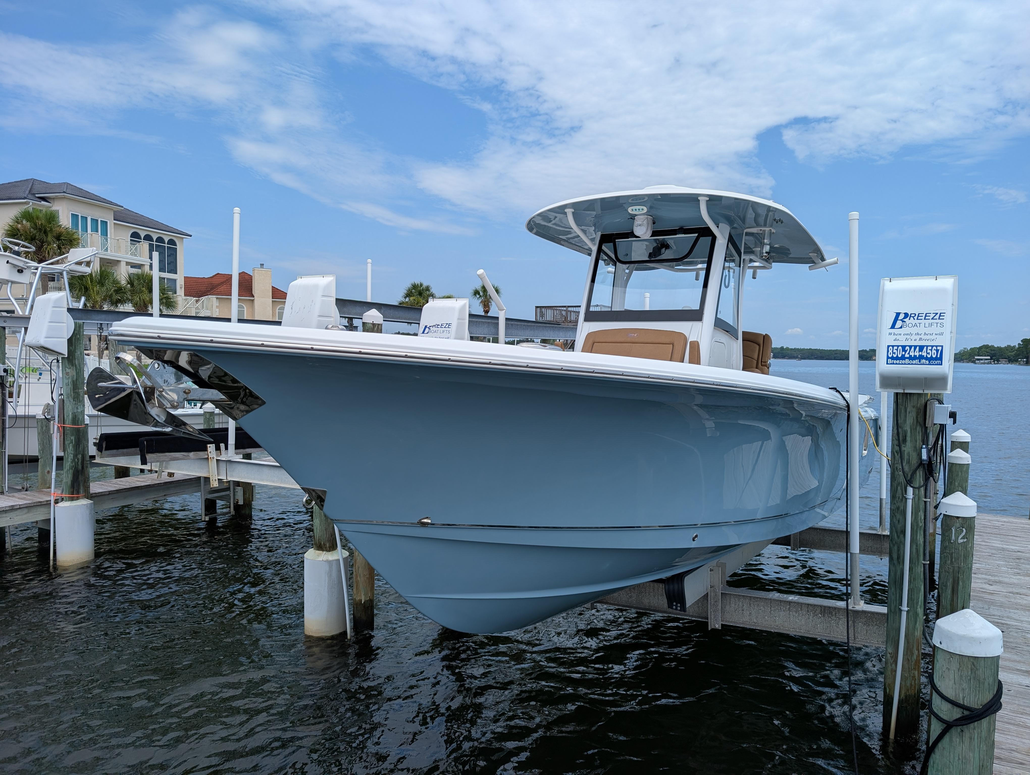 2020 Sea Hunt Gamefish 30 Forward Seating