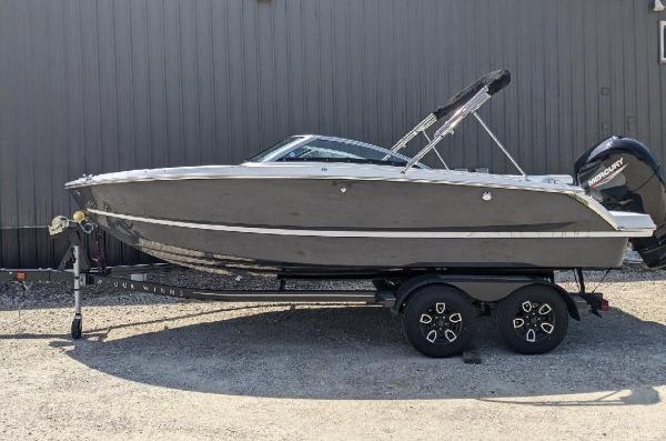 2023 Four Winns H1 OB