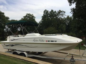 1999 Rinker Flotilla