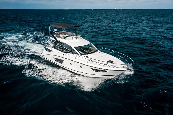 2018 Beneteau Gran Turismo 50 Sportfly