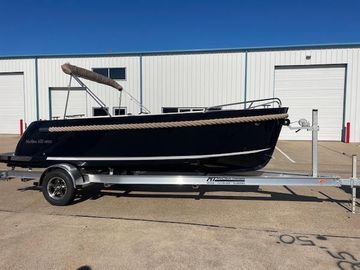 2023 Maxima 620 Retro