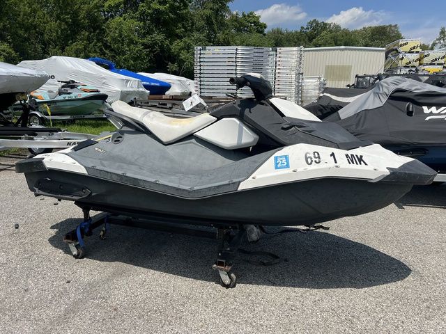 2014 Sea-Doo Spark 2up ROTAX® 900 H.O. ACE™ iBR®