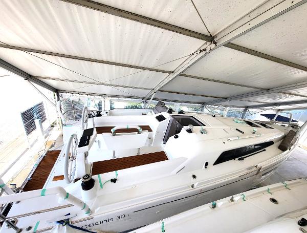 Beneteau Oceanis 30.1