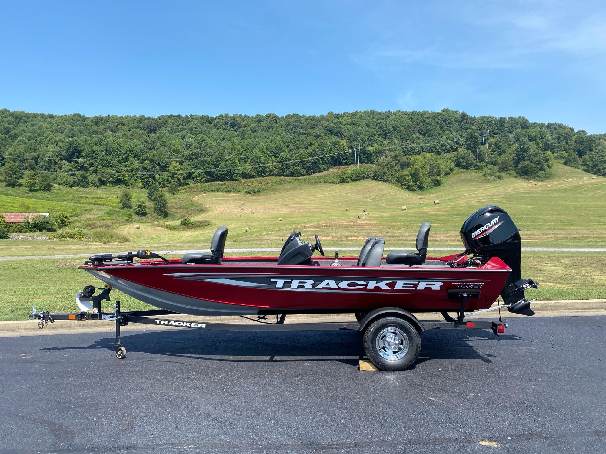 2025 Tracker Pro Team 175