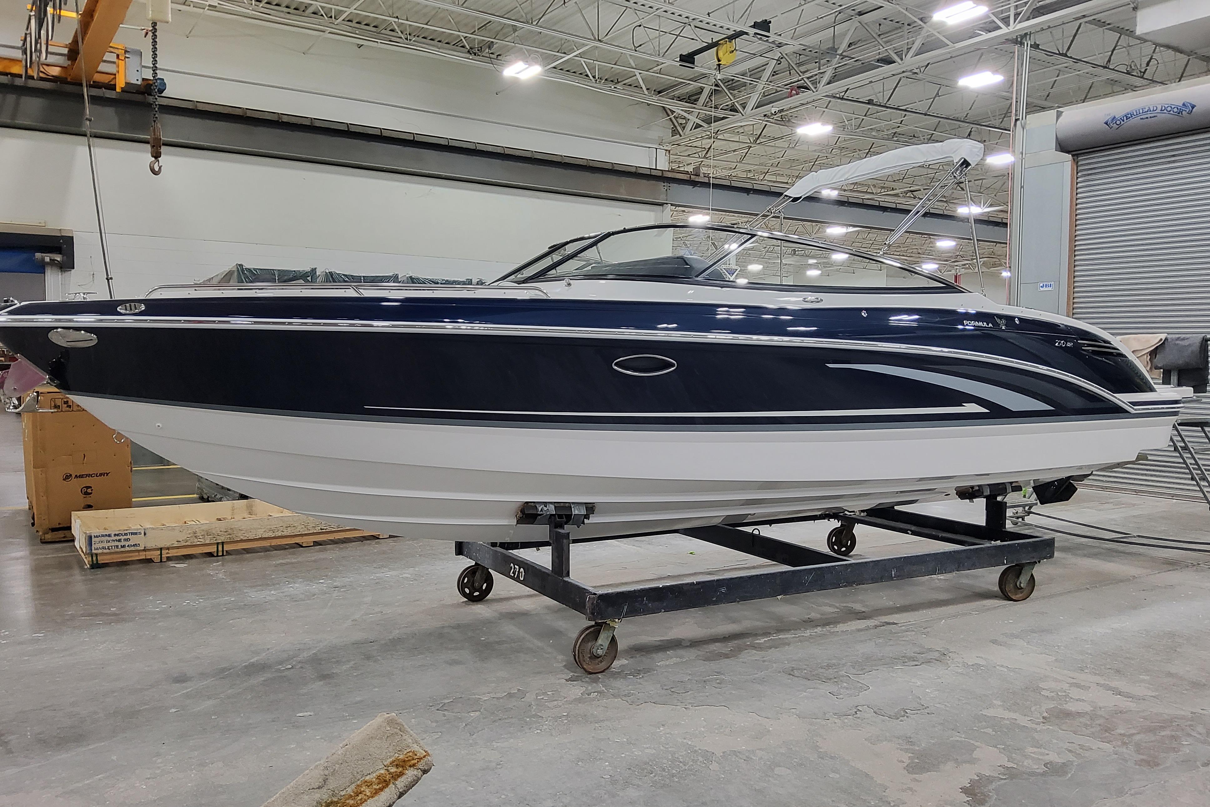 2026 Formula 270 Bowrider