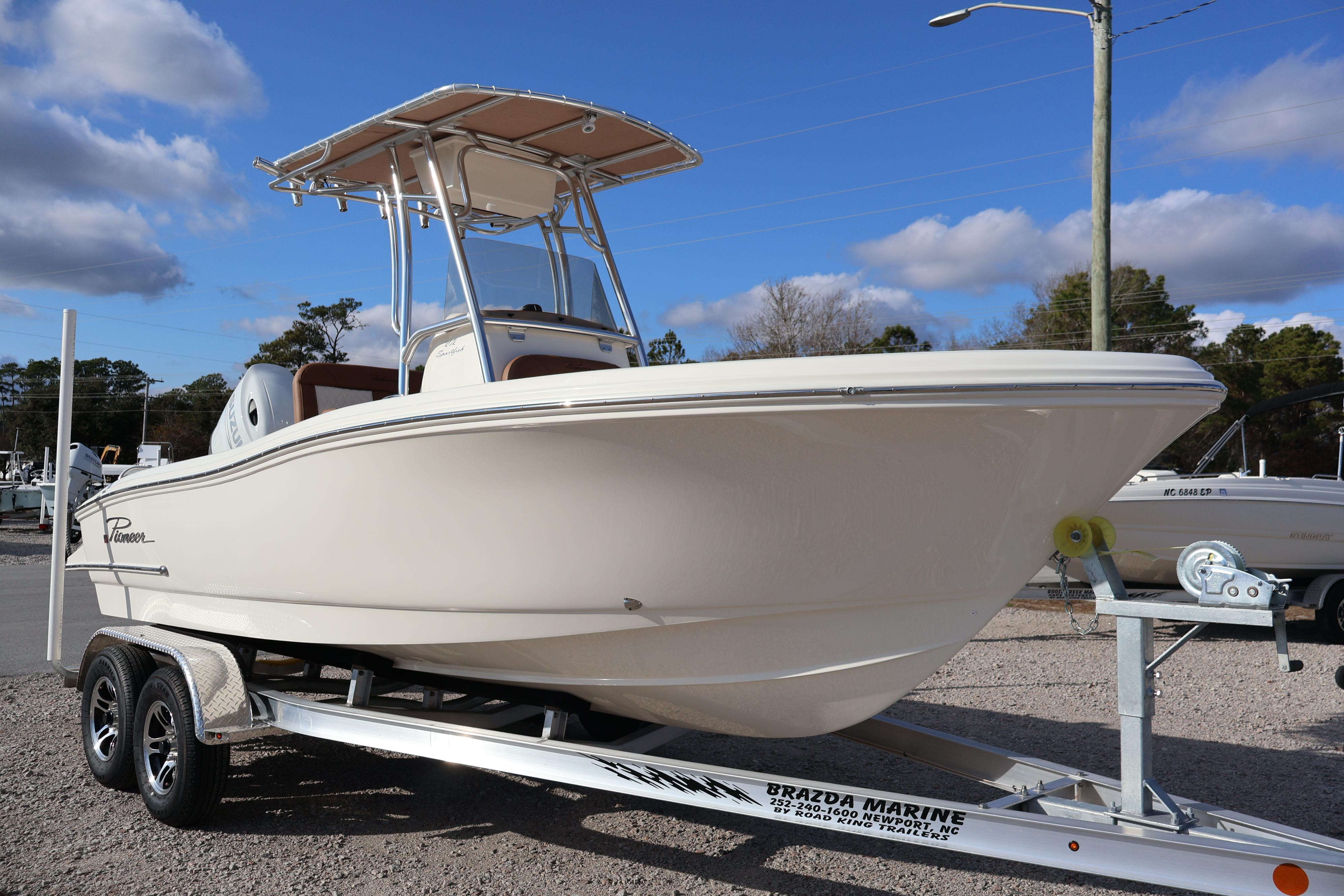 2025 Pioneer 202 Sportfish
