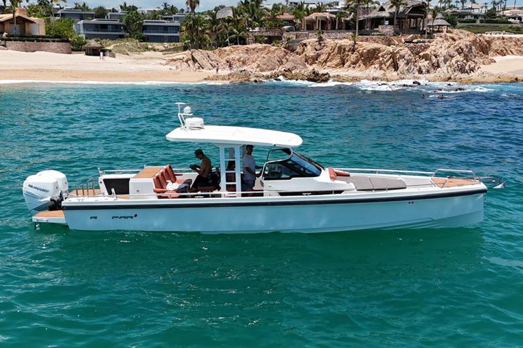 2016 Axopar 37 Sun Top