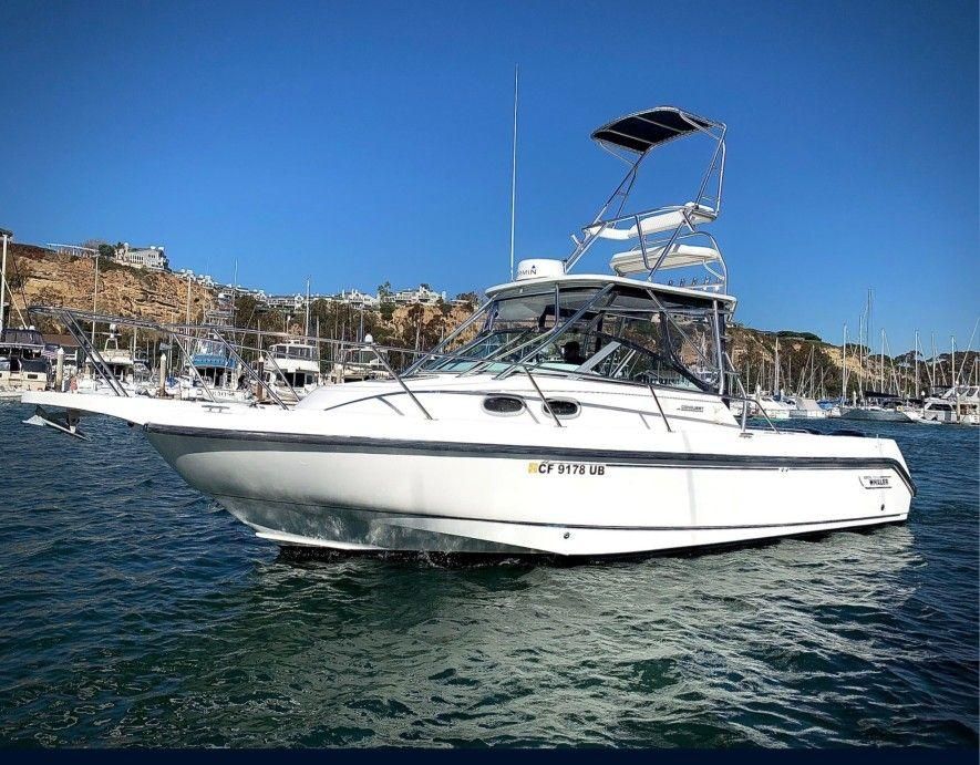 2001 Boston Whaler 28 Conquest