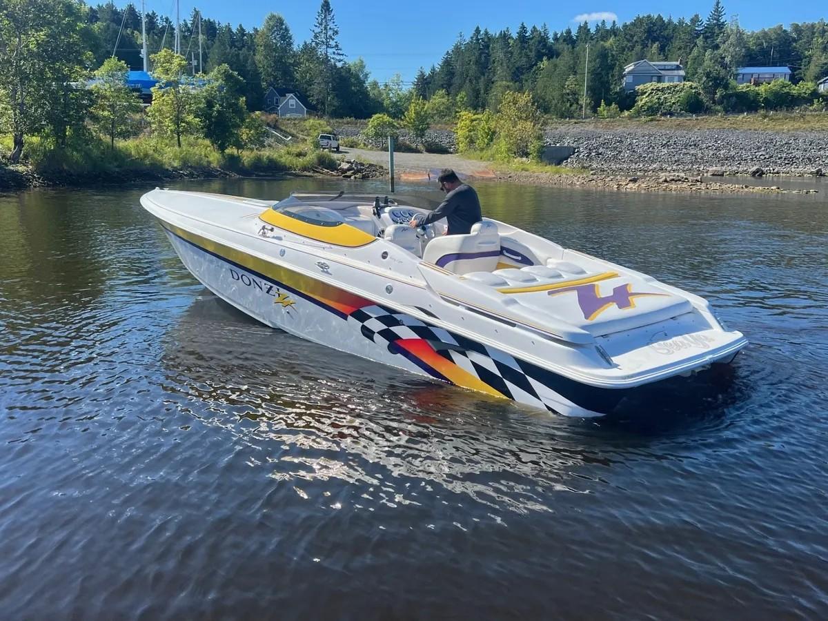 DRC オーコートドニュイブラン　2000 2000 Donzi 28 ZX, Saint John New Brunswick - boats.com