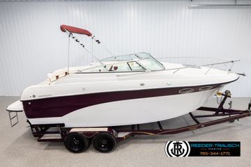 1999 Crownline 242 CR