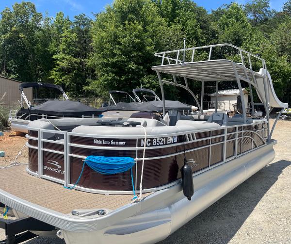 Bennington Tritoon boats for sale
