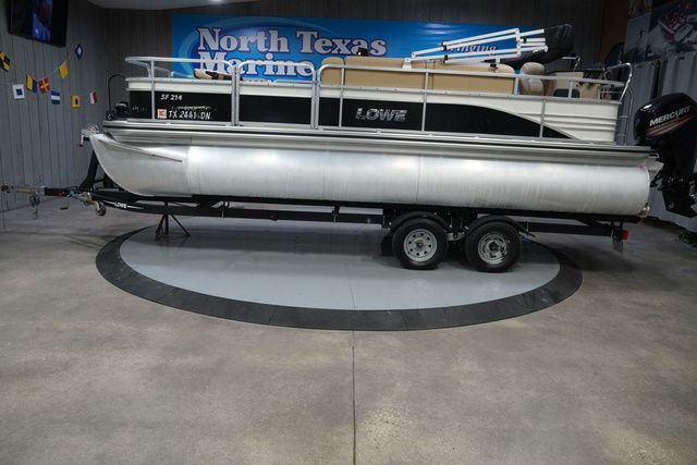 Lowe SF 214 Sport Fish 2017 Lowe SF 214 Sport Fish pontoon boat displayed at North Texas Marine showroom.