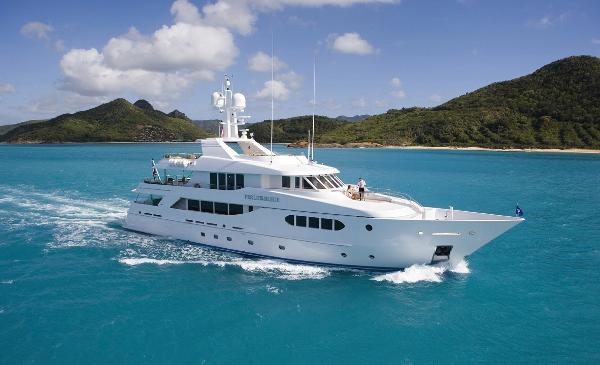 2007 Hakvoort Custom 38m